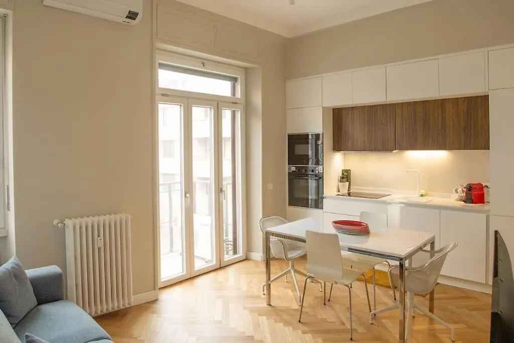 Splendido Bilocale A Milano Lejlighed
